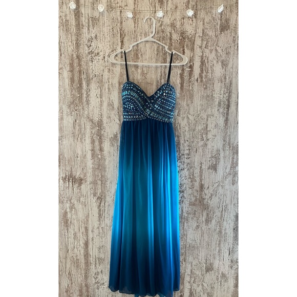 B. Smart Dresses & Skirts - B. Smart blue prom dress